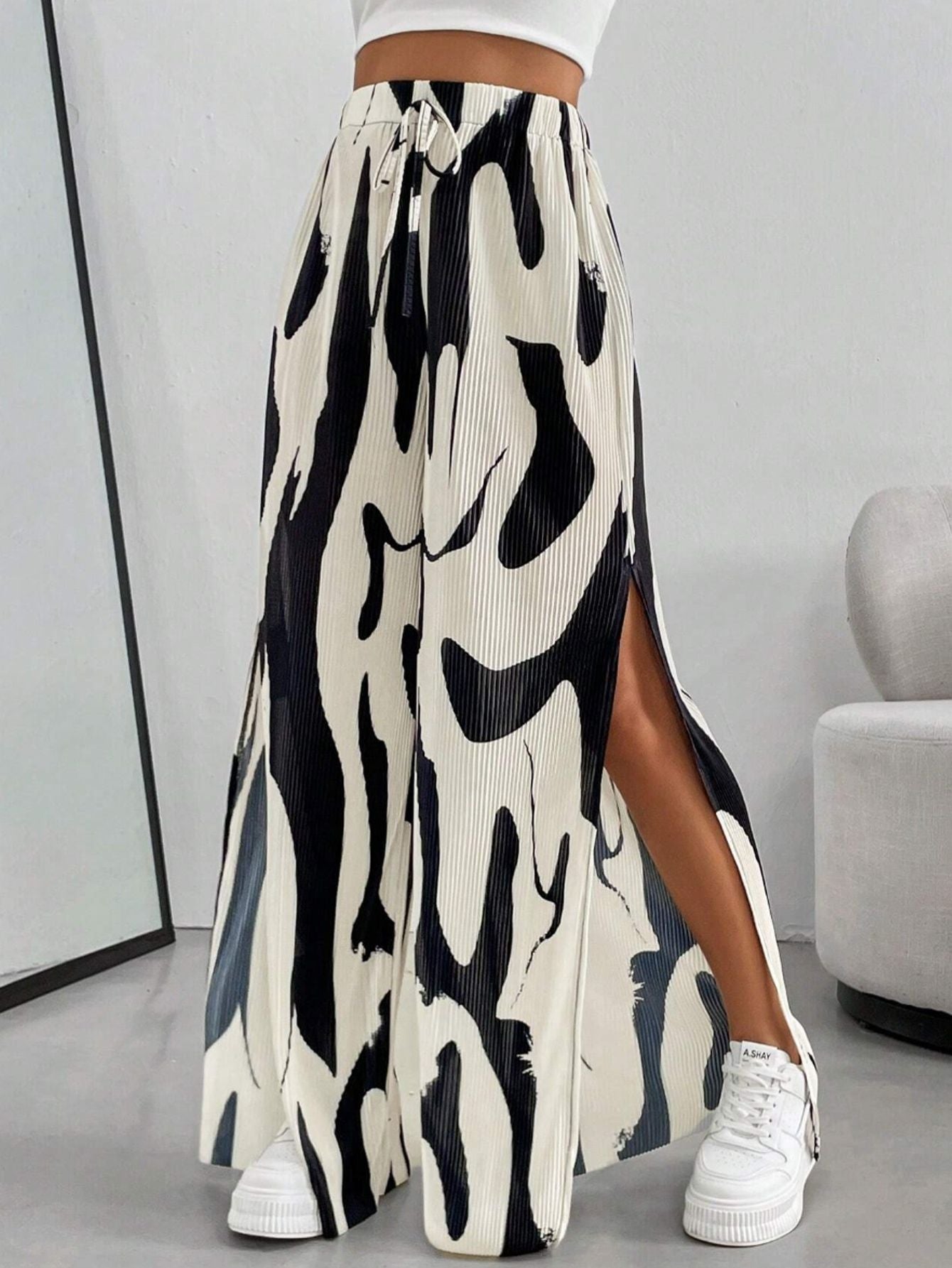 Women’s Wide-Leg Pants with Abstract Print Marry Lou